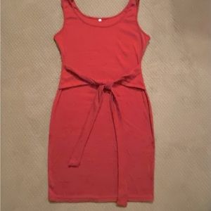 (NWOT) tie front sleeveless mini dress. Size Med.
